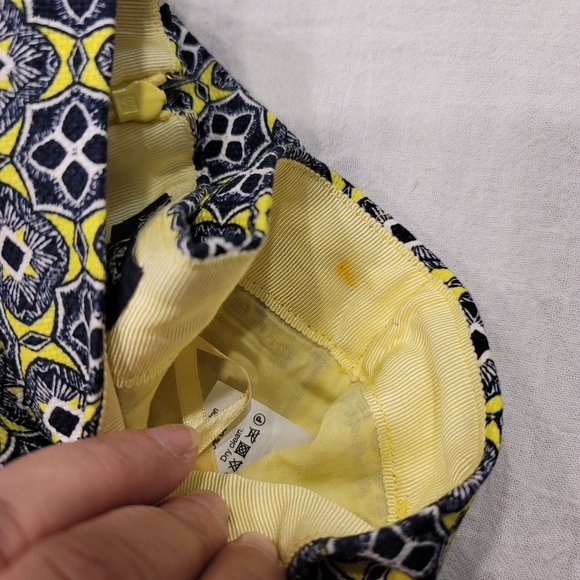 J. Crew Pencil Skirt - sz 4 - Picture 6 of 6